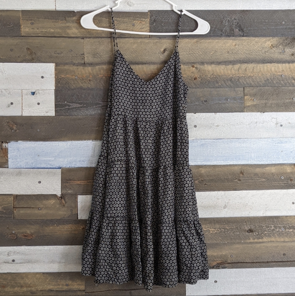 Tiered Daisy Print Dress